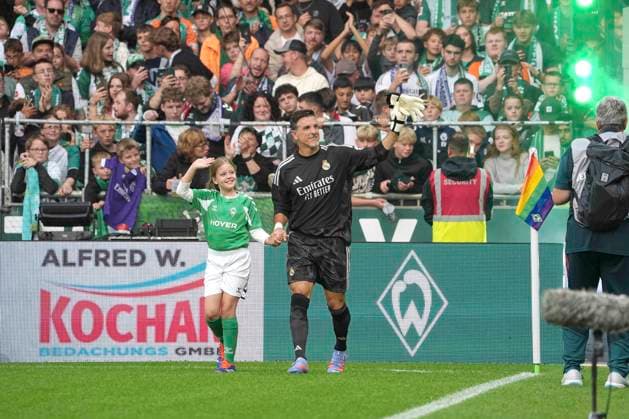 Photo: Goalkeeper Pedro Contreras, Real Madrid, Bundesliga Special Match, Saturday, September 26, 2026—100th Anniversary Match of the Weserstadion, Werder Bremen Legends vs. Real Madrid Leyendas