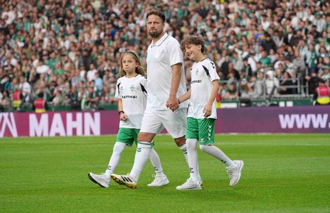 Photo by Philipp Bargfrede: Werder Soccer Bundesliga Special Match, Saturday, September 26, 2026—100th Anniversary Match of the Weserstadion: Werder Bremen Legends vs. Real Madrid Leyendas