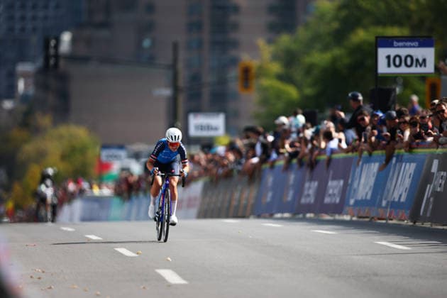 2026 UCI Road World Championships Picture by Vaughn Ridley SWpix.com - 26 09 2026 - Cycling - 2026 UCI Road World Championships - MontrÃ al, Canada - Women Elite Road Race - Elisa Longo Borghini (Italy) Copyright: x xSWpix.comx(t axPhotographyxHubxLtd)xVaughnxRidley SWpix.comx SWP-3521-4393