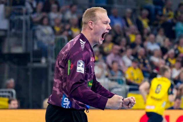 David Späth, goalkeeper, RNL, 29, single frame, single photo, action, celebration, cheering, celebrates, joy, happy, confident, optimistic, positive, game scene, September 26, 2026, Mannheim, Germany, handball, Bundesliga, Rhein-Neckar Löwen vs. MT Melsungen xozx