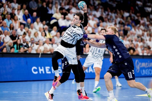 Kiel, September 26, 2026; Handball, 1st Bundesliga 2026–27, THW Kiel vs. SG Flensburg-Handewitt; Domen Makuc (THW Kiel), 35; Emil Siersbaek Bergholt (SG Flensburg-Handewitt), 14