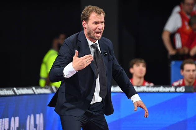 Coach Anton GAVEL (FCB), gesturing, giving instructions, single frame, cropped close-up, half-figure, half-body shot, basketball (BBL), 2026–2027 season, FC Bayern Munich vs. Alba Berlin on September 26, 2026, BMW Park