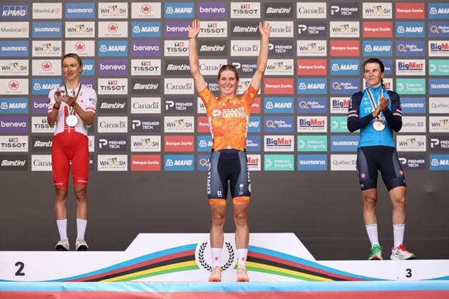 2026 UCI Road World Championships Picture by Alex Whitehead SWpix.com - 26 09 2026 - Cycling - 2026 UCI Road World Championships - MontrÃ al, Canada - Women Elite Road Race Podium - Demi Vollering (Netherlands) Gold Medalist and World Champion, Kasia Niewiadoma-Phinney (Poland) Silver Medalist and Elisa Longo Borghini (Italy) Bronze Medalist MontrÃ al Avenue du Parc Canada Copyright: x xSWpix.comx(t axPhotographyxHubxLtd)xAlexxWhitehead SWpix.comx SWP-3521-4497