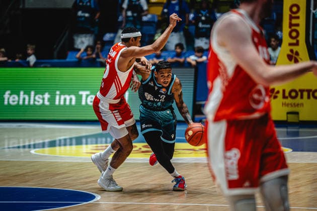 September 26, 2026, xhfmx, easyCredit BBL Bundesliga Basketball, Frankfurt Skyliners vs. Rasta Vechta, Nelson Weidemann (Rasta Vechta), Judah Mintz (Frankfurt Skyliners), Frankfurt am Main