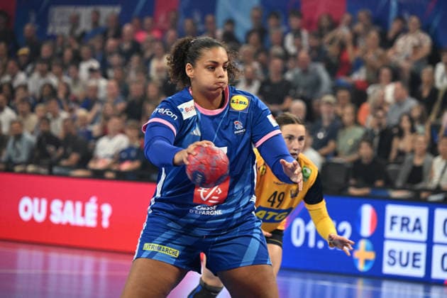 Handball : France v Suede - Match Amical 26 09 2926 BOUKTIT Sarah of France during the friendly match between France and Sweden at LDLC Arena on September 26, 2026 in Lyon, France LYONFrance  Copyright: xMouradxAllilix