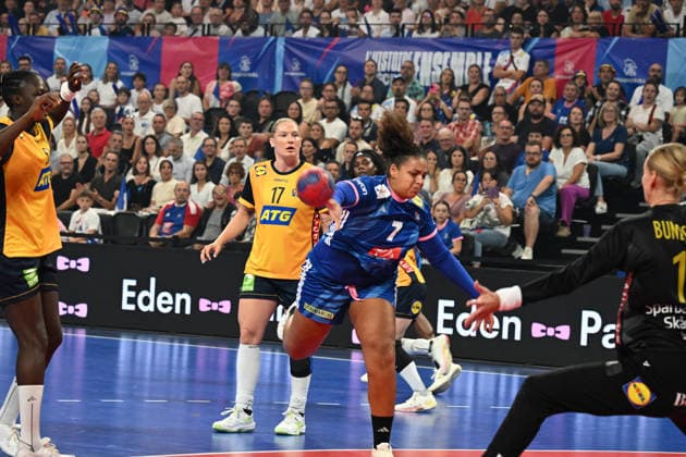 Handball : France v Suede - Match Amical 26 09 2926 BOUKTIT Sarah of France during the friendly match between France and Sweden at LDLC Arena on September 26, 2026 in Lyon, France LYONFrance  Copyright: xMouradxAllilix