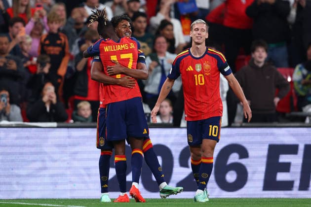 London, England, 26th September 2026. Lamine Yamal (C) of Spain celebrates after scoring to make it 1-0 during the England vs Spain UEFA Nations League match at Wembley Stadium, London. Picture credit should read: Paul Terry Sportimage EDITORIAL USE ONLY. No use with unauthorised audio, video, data, fixture lists, club league logos or live services. Online in-match use limited to 120 images, no video emulation. No use in betting, games or single club league player publications. SPI_033_PT_England_Spain SPI-5020-0029