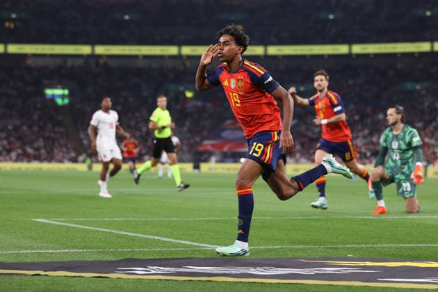 England gegen Spanien, 26. September 2026, London – UEFA Nations League: England gegen Spanien. Lamine Yamal aus Spanien jubelt nach seinem Führungstreffer. Foto: Jacques Feeney. Abseits. London, Großbritannien  Copyright: xJacquesxFeeneyx xOffsidexOffside