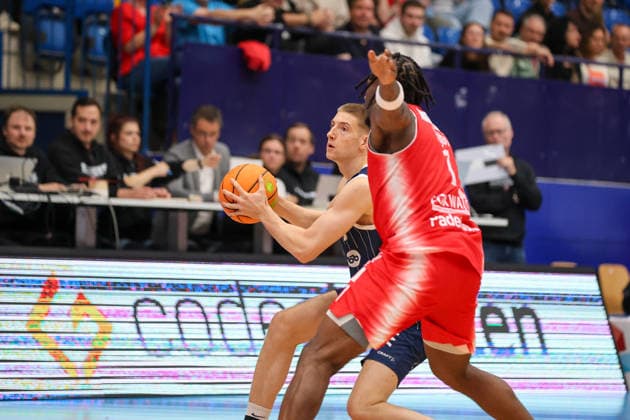 GER, Paderborn Baskets vs. VfL SparkassenStars Bochum, Basketball, ProA, Matchday 1, 2026–2027 Season, September 26, 2026, Neil Masnic, VfL SparkassenStars Bochum, GER, Paderborn Baskets vs. VfL SparkassenStars Bochum, Basketball, ProA, Matchday 1, 2026–2027 Season, September 26, 2026 Paderborn Baskets Copyright: xEibner-Pressefoto JavadxMohammadpourx EP_JMR