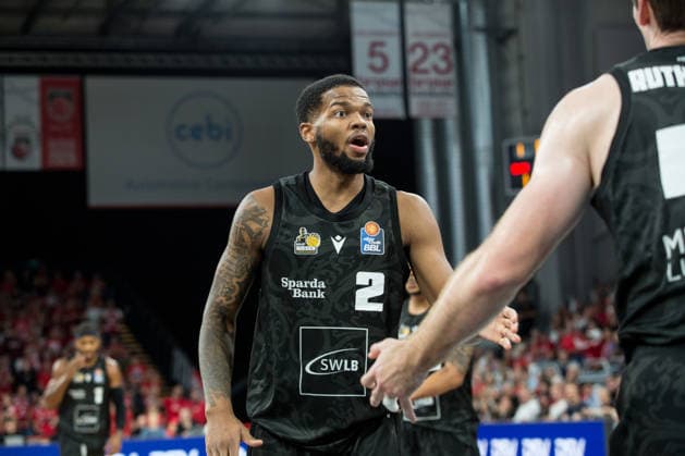 Bamberg, Germany, September 26, 2026, BBL 2026–2027, Game 3: BMA365 Bamberg Baskets vs. MHP Riesen Ludwigsburg. Pictured: David Joplin of Ludwigsburg gesturing in disbelief at the Brose Arena in Bavaria. Copyright: xFotostandx xSchmittx