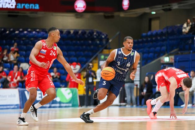 GER, Paderborn Baskets vs. VfL SparkassenStars Bochum, Basketball, ProA, Matchday 1, 2026–2027 Season, September 26, 2026, Gabriel Kuku, VfL SparkassenStars Bochum, GER, Paderborn Baskets vs. VfL SparkassenStars Bochum, Basketball, ProA, Matchday 1, 2026–2027 Season, September 26, 2026, Paderborn Baskets Copyright: xEibner-Pressefoto JavadxMohammadpourx EP_JMR