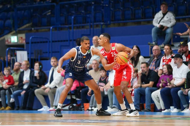 GER, Paderborn Baskets vs. VfL SparkassenStars Bochum, Basketball, ProA, Matchday 1, 2026–2027 Season, September 26, 2026, Gabriel Kuku, VfL SparkassenStars Bochum, GER, Paderborn Baskets vs. VfL SparkassenStars Bochum, Basketball, ProA, Matchday 1, 2026–2027 Season, September 26, 2026, Paderborn Baskets Copyright: xEibner-Pressefoto JavadxMohammadpourx EP_JMR