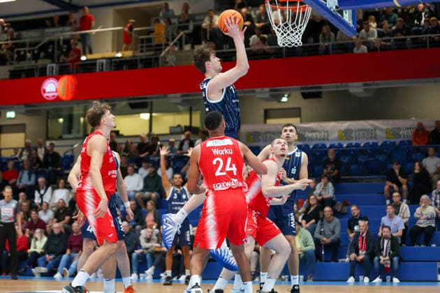 GER, Paderborn Baskets vs. VfL SparkassenStars Bochum, Basketball, ProA, Matchday 1, 2026–2027 Season, September 26, 2026, Tommy Kamarad, VfL SparkassenStars Bochum, GER, Paderborn Baskets vs. VfL SparkassenStars Bochum, Basketball, ProA, Matchday 1, 2026–2027 Season, September 26, 2026, Paderborn Baskets Copyright: xEibner-Pressefoto JavadxMohammadpourx EP_JMR