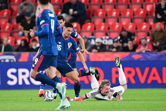 R-L Pavel Sulc (CZE) and Franjo Ivanovic (CRO) in action during the UEFA Nations League, A3 group 1st round match: Czechia vs Croatia, in Prague, Czech Republic, on September 26, 2026. (CTKxPhoto MichalxKamaryt) CTKPhotoP2026092606194  CTKPhotoP2026092606194