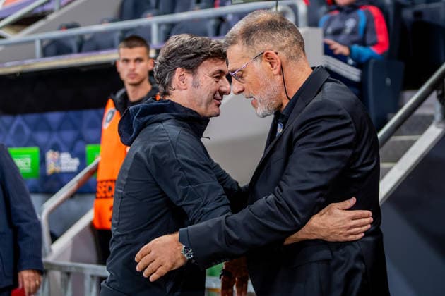 CZECHIA - CROATIA Head coach of Croatia Slaven Bilic and Head coach of Czechia Santi Denia during UEFA Nations League - League A - Group A3 - Matchday 1 - football match between Czechia and Croatia. Fortuna Arena, Eden, Stadion, Prague, Czechia September 26, 2026. Photo by Branislav Racko Copyright: xx _BRR9380