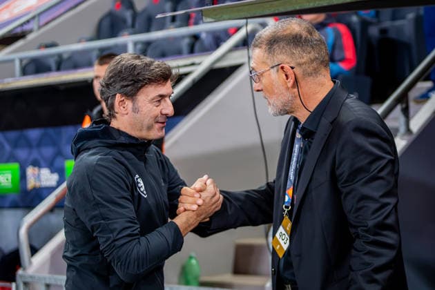 CZECHIA - CROATIA Head coach of Croatia Slaven Bilic and Head coach of Czechia Santi Denia during UEFA Nations League - League A - Group A3 - Matchday 1 - football match between Czechia and Croatia. Fortuna Arena, Eden, Stadion, Prague, Czechia September 26, 2026. Photo by Branislav Racko Copyright: xx _BRR9388