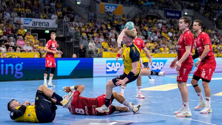 Haukur Thrastarson RNL, 25, on a jump shot, shot, goal, action, game play, September 26, 2026, Mannheim, Germany, handball, Bundesliga, Rhein-Neckar Löwen vs. MT Melsungen xozx