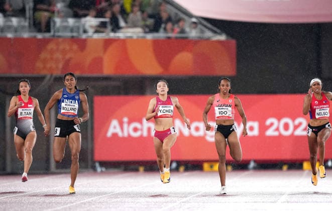 (260926) -- NAGOYA, Sept. 26, 2026 -- Chen Yujie (C) of China competes during the women s 200m round 1 match of Athletics at the 20th Asian Games Aichi-Nagoya 2026 in Nagoya, Japan, Sept. 26, 2026. ) (SP)JAPAN-NAGOYA-ASIAN GAMES-ATHLETICS-WOMEN S 200M LuixSiuxWai 