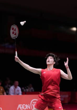 (260926) -- ICHINOMIYA, Sept. 26, 2026 -- Chen Yufei of China hits a return during the 3rd round women s singles badminton match against Nguyen Thuy Linh of Vietnam at the 20th Asian Games Aichi-Nagoya 2026 in Ichinomiya of Aichi Prefecture, Japan, Sept. 26, 2026. ) (SP)JAPAN-ICHINOMIYA-ASIAN GAMES-BADMINTON-WOMEN S SINGLES LixBo 
