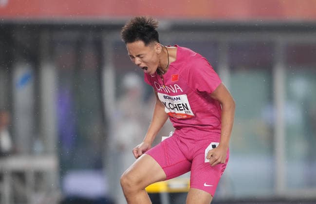(260926) -- NAGOYA, Sept. 26, 2026 -- Chen Xinghua of China celebrates after the men s decathlon 400m heat 2 of athletics at the 20th Asian Games Aichi-Nagoya 2026 in Nagoya, Japan, Sept. 26, 2026. ) (SP)JAPAN-NAGOYA-ASIAN GAMES-ATHLETICS-MEN S DECATHLON-400M LuoxYuan 