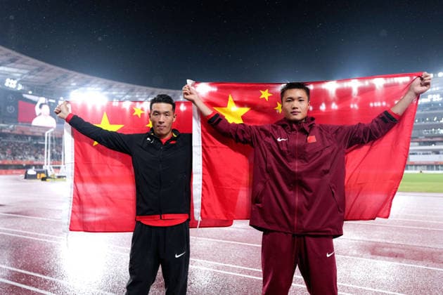 (260926) -- NAGOYA, Sept. 26, 2026 -- Su Wen (R) and Ma Yinglong of China celebrate after the men s triple jump final of Athletics at the 20th Asian Games Aichi-Nagoya 2026 in Nagoya, Japan, Sept. 26, 2026. ) (SP)JAPAN-NAGOYA-ASIAN GAMES-ATHLETICS-MEN S TRIPLE JUMP FINAL JiaxYuchen 