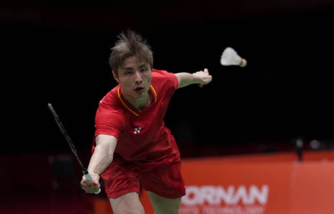 (260926) -- ICHINOMIYA, Sept. 26, 2026 -- Shi Yuqi of China competes during the 3rd round men s singles badminton match against Yoo Tae Bin of South Korea at the 20th Asian Games Aichi-Nagoya 2026 in Ichinomiya of Aichi Prefecture, Japan, Sept. 26, 2026. ) (SP)JAPAN-ICHINOMIYA-ASIAN GAMES-BADMINTON-MEN S SINGLES LixBo 