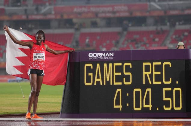 (260926) -- NAGOYA, Sept. 26, 2026 -- Nelly Korir of Bahrain celebrates with new games record after the women s 1500m final of Athletics at the 20th Asian Games Aichi-Nagoya 2026 in Nagoya, Japan, Sept. 26, 2026. ) (SP)JAPAN-NAGOYA-ASIAN GAMES-ATHLETICS-WOMEN S 1500M LuixSiuxWai 