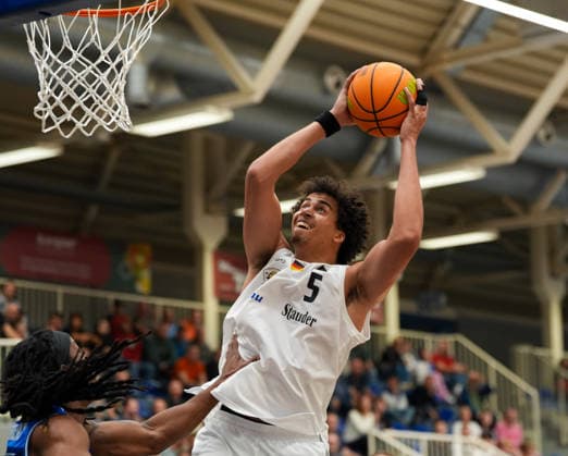 Benjamin Uzoma, ETB Miners Essen, No. 5, shoots for the basket (GER), ETB Miners Essen vs. HAKRO Merlins Crailsheim, Barmer 2 Basketball Bundesliga, ProA, Matchday 1, 2026–27 season, Sportpark am Hallo, Essen, September 26, 2026 ETB Miners Essen vs. HAKRO Merlins Crailsheim ProA Matchday 1 September 26, 2026 Essen Copyright: xEibner-Pressefoto ScottxColemanx EP_SCN