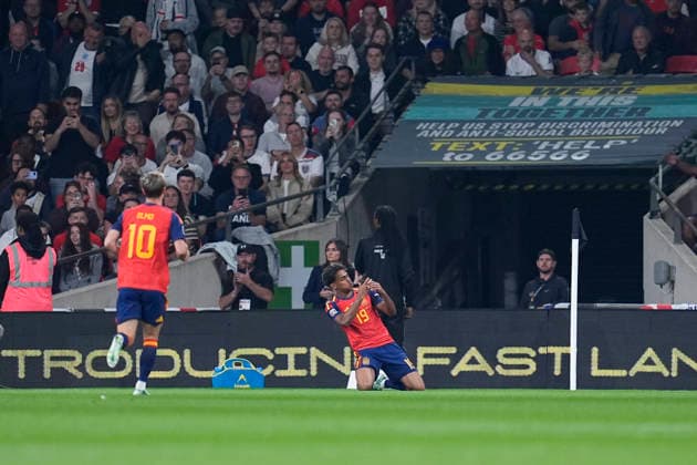 September 26, 2026, London, London, England: Lamine Yamal of Spain celebrates after scoring his team s first goal during the UEFA Nations League 2026 27 League Phase MD1 Group A3 match between England and Spain at Wembley Stadium on September 26, 2026, in London, England. London England - ZUMAa181 20260926_zaa_a181_112 Copyright: xDennisxAgyemanx