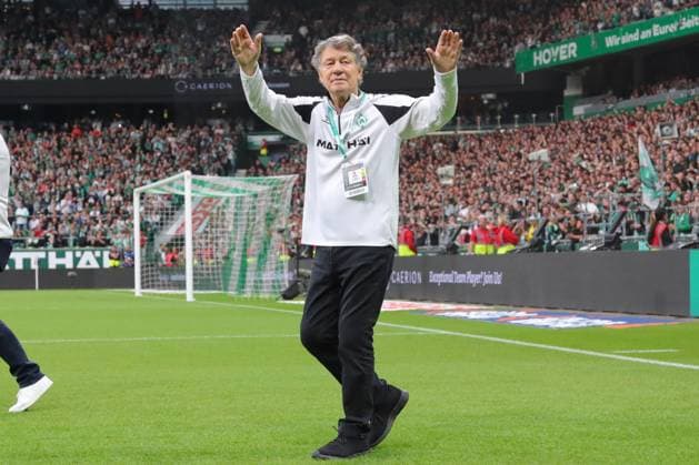 September 26, 2026, Soccer, FBL Men, Friendly Match, 100 Years of Weserstadion, Werder Legends 2026 Showdown, Werder Legends vs. Real Madrid Leyendas Feature Highlights Coach Otto Rehhagel Werder Legends Photo: nordphoto GmbH Tauchnitz Bremen Weserstadion Bremen Germany Copyright: xnordphotoxGmbHx xTauchnitzx
