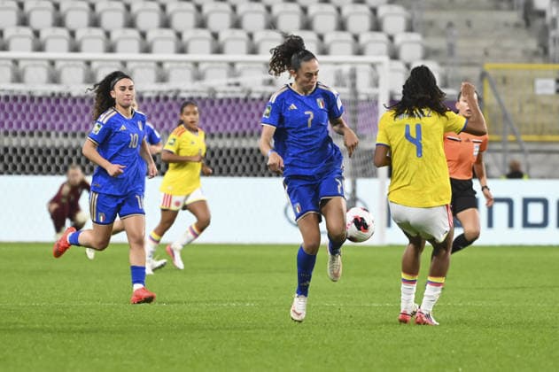 IPA89005287 - Giada Pellegrino Cimo (ITA), Giulia Galli (ITA), and Mercedes Martinez (COL) during the third-place match of the FIFA U-20 Women s World Cup between Italy and Colombia, held in Lodz, Poland, on September 26, 2026  Copyright: xMichalxDubiel IPAxSportx xx IPA89005287