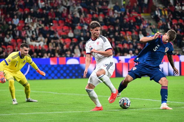 L-R goalkeeper Dominik Livakovic (CRO), Adam Hlozek (CZE) and Luka Vuskovic (CRO) in action during the UEFA Nations League, A3 group 1st round match: Czechia vs Croatia, in Prague, Czech Republic, on September 26, 2026. (CTKxPhoto MichalxKamaryt) CTKPhotoP2026092606268  CTKPhotoP2026092606268