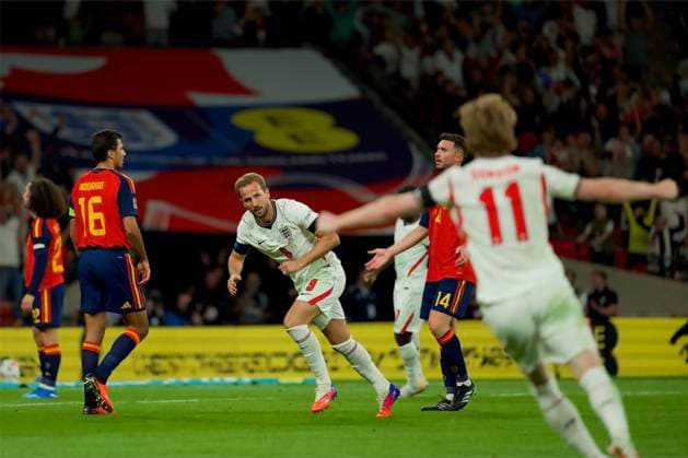 RECORD DATE NOT STATED Football - UEFA Nations League - Group A3 - England v Spain LONDON, ENGLAND - Saturday, September 26, 2026: England s Harry Kane celebrates after scoring his side s the second goal to make the score 2-1 during the UEFA Nations League Group A3 match between England and Spain at Wembley Stadium. (Photo by Thomas Major Propaganda) LONDON Wembley Stadium GREATER LONDON ENGLAND  Copyright: xThomasxMajorx 2026-09-26-England_v_Spain-071
