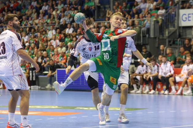 September 26, 2026, xtgx, Opel HBL Handball, SC Magdeburg vs. SG BBM Bietigheim emspor, from left: Gisli, Thorgeir, Kristjansson (Magdeburg), 10 shots on goal, goal scorers, scores a goal, goal, scores the goal (Magdeburg)