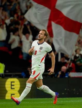 RECORD DATE NOT STATED Football - UEFA Nations League - Group A3 - England v Spain LONDON, ENGLAND - Saturday, September 26, 2026: England s Harry Kane celebrates after scoring his side s the second goal to make the score 2-1 during the UEFA Nations League Group A3 match between England and Spain at Wembley Stadium. (Photo by Thomas Major Propaganda) LONDON Wembley Stadium GREATER LONDON ENGLAND  Copyright: xThomasxMajorx 2026-09-26-England_v_Spain-080
