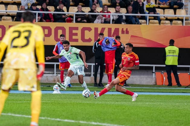 Soccer UEFA Nations League 2026–2027, September 26, 2026, North Macedonia vs. Switzerland, National Arena Todor Proeski, Zachary Athekame 16, Switzerland crosses the ball in and Zeki Amdouni (10) scores to make it 2–0 for Switzerland; assist, cross; Stole Dimitrievski (23), North Macedonia; Sebastijan Herera (3), North Macedonia Copyright: xValentinxDomgjonix