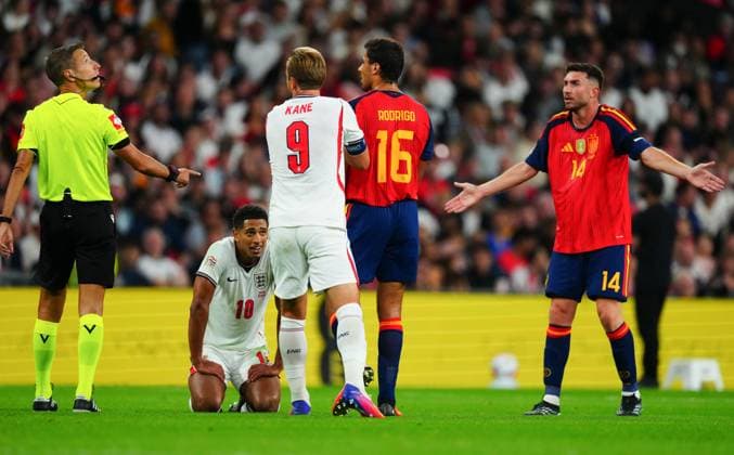 Jude Bellingham of England reacts after being fouled by Aymeric Laporte of Spain England v Spain, UEFA Nations League, Football, Wembley Stadium, London, UK - 26 Sep 2026London Wembley Stadium United Kingdom  Copyright: xJavierxGarcia Shutterstockx 17171102am