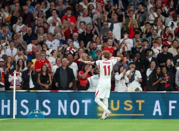 Anthony Gordon celebrates after scoring the 1st England goal England v Spain, UEFA Nations League 2026 27 Group A3, Football, Wembley Stadium, London, UK, 26 09 2026 - 26 Sep 2026London Wembley Stadium England United Kingdom  Copyright: xHanc WiredxPhotos Shutterstockx 17171296ag