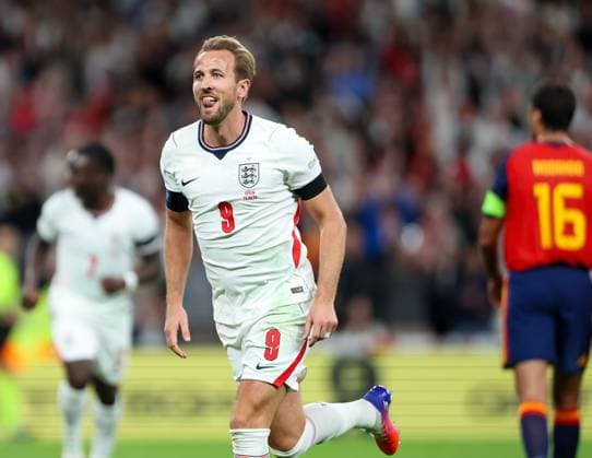 Harry Kane of England celebrates after scoring his team s 2nd goal England v Spain, UEFA Nations League 2026 27 Group A3, Football, Wembley Stadium, London, UK, 26 09 2026 - 26 Sep 2026London Wembley Stadium England United Kingdom  Copyright: xHanc WiredxPhotos Shutterstockx 17171296az