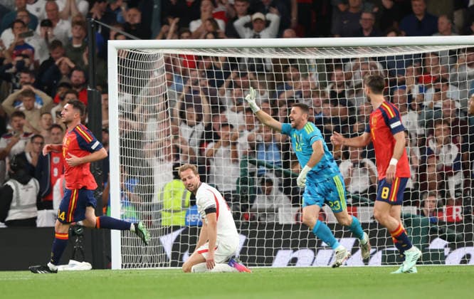 England s Harry Kane looks at the penalty spot after he missed with his penalty kick at the England v Spain UEFA Nations League Group 3 match, at Wembley Stadium, London, UK, on 26th September, 2026.  .