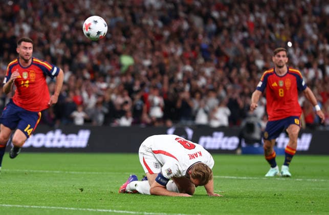 London, England, 26th September 2026. Harry Kane of England reacts after he takes a penalty but fails to score during the England vs Spain UEFA Nations League match at Wembley Stadium, London. Picture credit should read: Paul Terry Sportimage EDITORIAL USE ONLY. No use with unauthorised audio, video, data, fixture lists, club league logos or live services. Online in-match use limited to 120 images, no video emulation. No use in betting, games or single club league player publications. SPI_072_PT_England_Spain SPI-5020-0071