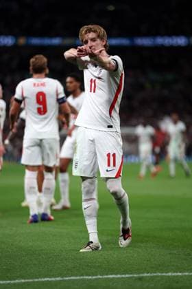 Anthony Gordon of England celebrates after he scores an equalising goal to make it 1-1 England v Spain - UEFA Nations League - League A - Group 3. Football. Wembley Stadium, London, UK. 26 SEP 2026Wembley Wembley Stadium LONDON United Kingdom  Copyright: xJASONPIX Shutterstockx 17171351y
