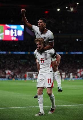 Anthony Gordon of England celebrates with Jude Bellingham after he scores an equalising goal to make it 1-1 England v Spain - UEFA Nations League - League A - Group 3. Football. Wembley Stadium, London, UK. 26 SEP 2026Wembley Wembley Stadium LONDON United Kingdom  Copyright: xJASONPIX Shutterstockx 17171351s