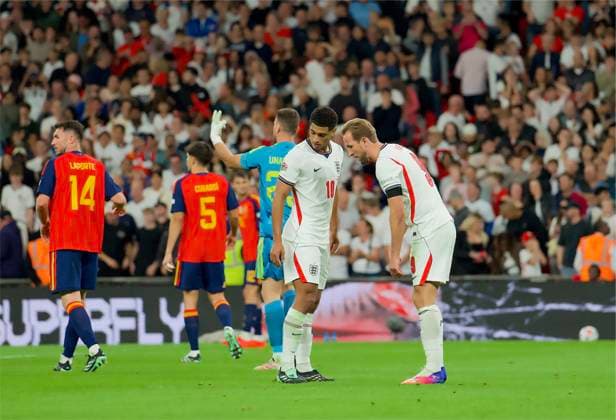 RECORD DATE NOT STATED Football - UEFA Nations League - Group A3 - England v Spain LONDON, ENGLAND - Saturday, September 26, 2026: England s Harry Kane reacts after missing a penalty during the UEFA Nations League Group A3 match between England and Spain at Wembley Stadium. (Photo by Thomas Major Propaganda) LONDON Wembley Stadium GREATER LONDON ENGLAND  Copyright: xThomasxMajorx 2026-09-26-England_v_Spain-089