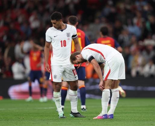 UEFA Nations League - England v Spain LONDON, ENGLAND, SEPTEMBER 26: Harry Kane of England national team, Nationalteam looks disappointed & dejected after missing a penalty kick during The UEFA Nations League Group Stage match in Group C3 between England v Spain at Wembley Stadium, London, England, on September 26. (Photo by Daniel Weir) London Wembley Stadium England Copyright: xDanielxWeir SportsxPressxPhotox Sportspressphoto_SPR240400