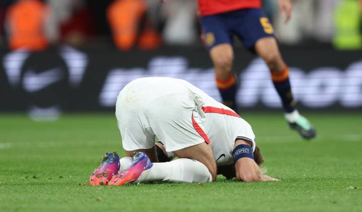 UEFA Nations League - England v Spain LONDON, ENGLAND, SEPTEMBER 26: Harry Kane of England national team, Nationalteam looks disappointed & dejected after missing a penalty kick during The UEFA Nations League Group Stage match in Group C3 between England v Spain at Wembley Stadium, London, England, on September 26. (Photo by Daniel Weir) London Wembley Stadium England Copyright: xDanielxWeir SportsxPressxPhotox Sportspressphoto_SPR240401