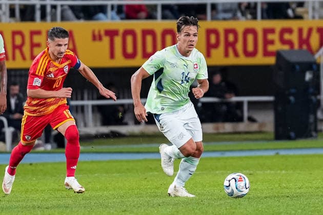 Soccer: UEFA Nations League 2026–2027, September 26, 2026, North Macedonia vs. Switzerland, Todor Proeski National Arena, Enis Bardhi (10), North Macedonia; Ardon Jashari (14), Switzerland, in action Copyright: xValentinxDomgjonix