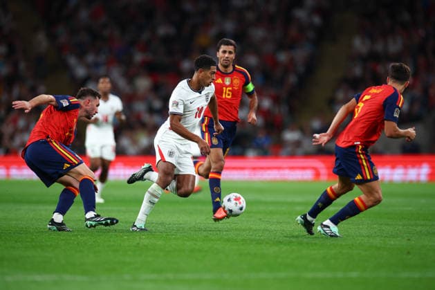 UEFA Nations League: England v Spain LONDON, UK - 26th Sept 2026: Jude Bellingham of England drives up the pitch during the UEFA Nations League League A Group 3 match between England and Spain at Wembley Stadium London Wembley Stadium England United Kingdom Copyright: xCraigxMercerx xPeakxActionxPhotosx
