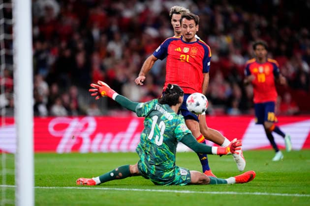 England v Spain - UEFA Nations League 2026 27 Group A3 MD1 Mikel Oyarzabal centre-forward of Real Sociedad shooting to goal and scoring his first goal during the UEFA Nations League 2026 27 group phase match between England and Spain at Wembley Stadium on September 26, 2026 in London, England. London England United Kingdom  Copyright: xJosexBretonx originalFilename:bretonhernandez-englandv260926_npJgE.jpg