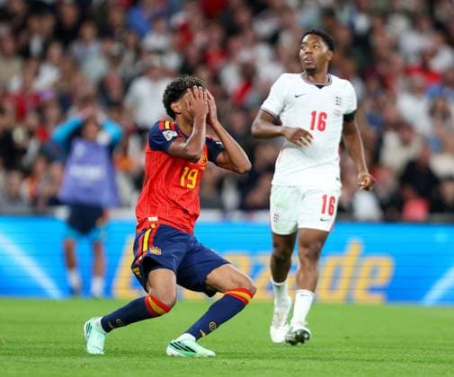Lamine Yamal of Spain dejected after a missed chance England v Spain, UEFA Nations League 2026 27 Group A3, Football, Wembley Stadium, London, UK, 26 09 2026 - 26 Sep 2026London Wembley Stadium England United Kingdom  Copyright: xHanc WiredxPhotos Shutterstockx 17171296by